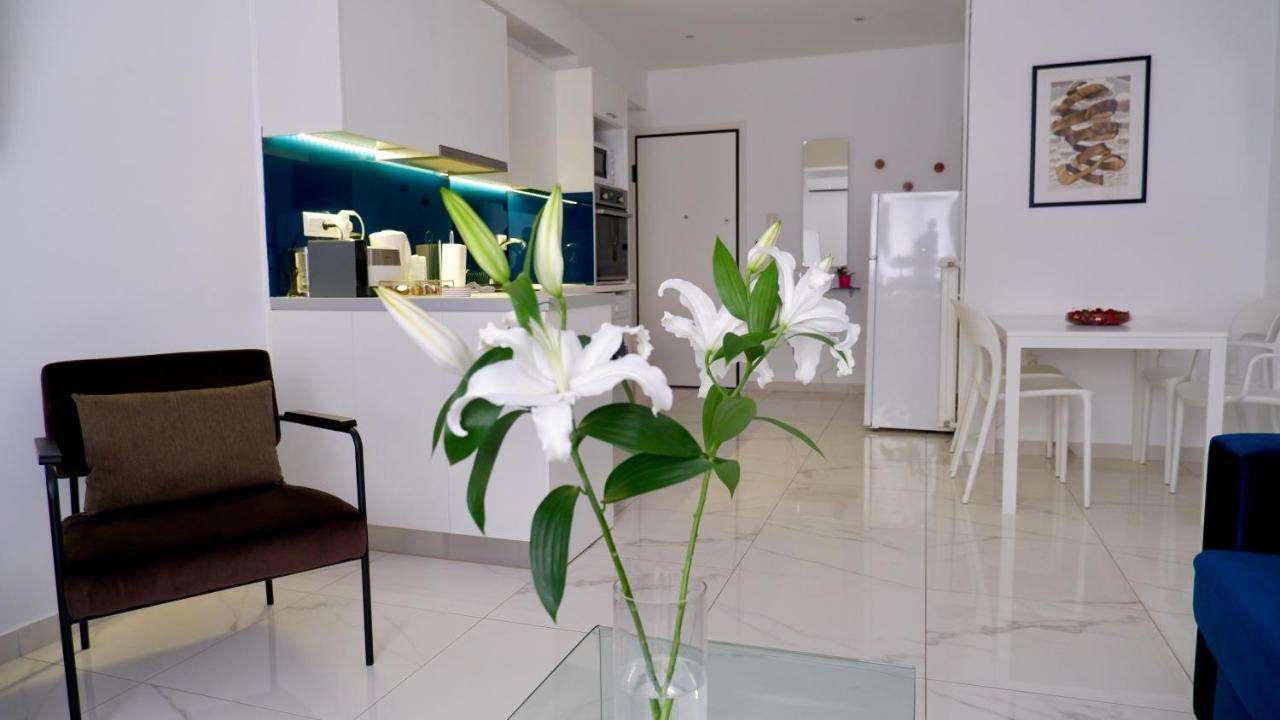 Iofontos 14 Apartment Athena Bagian luar foto